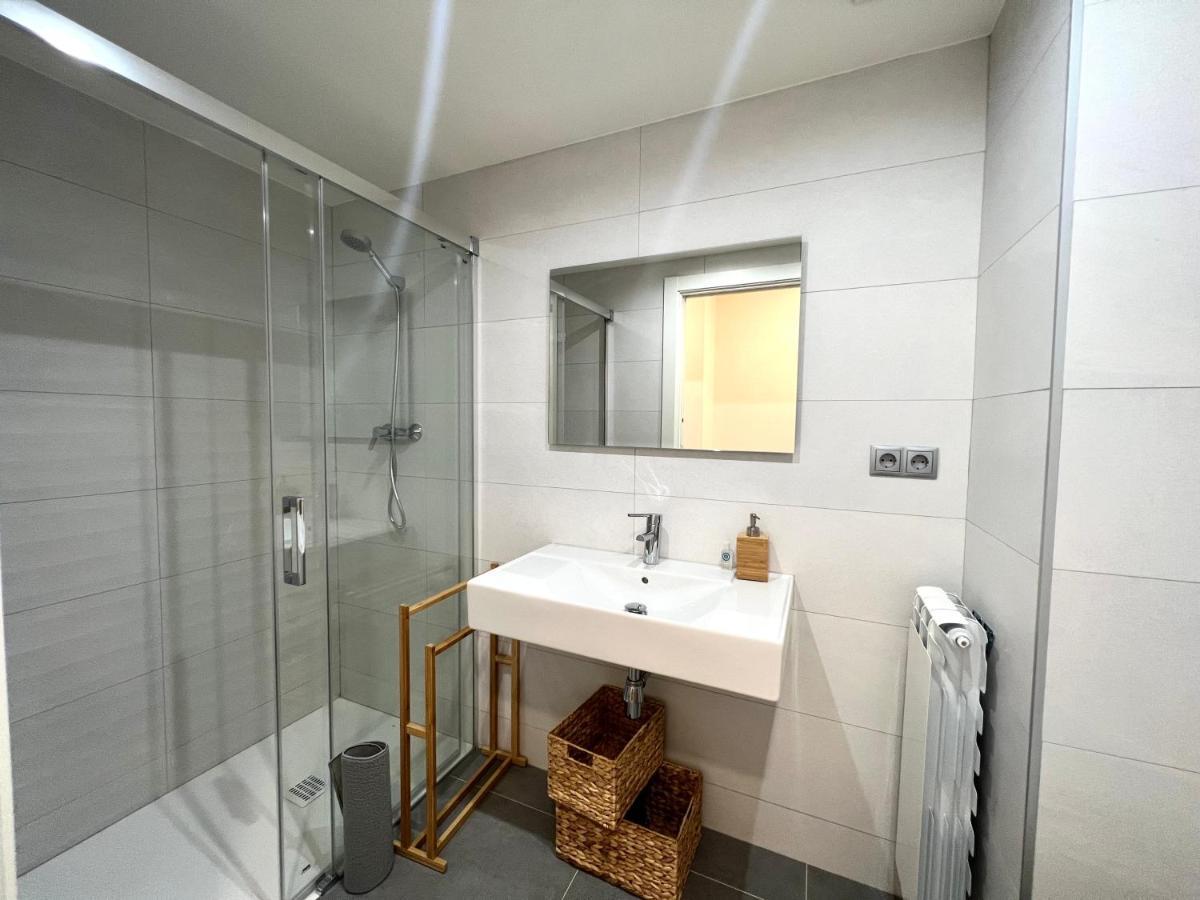 Espot Cowork & Apartments - L'Amfitriona 外观 照片