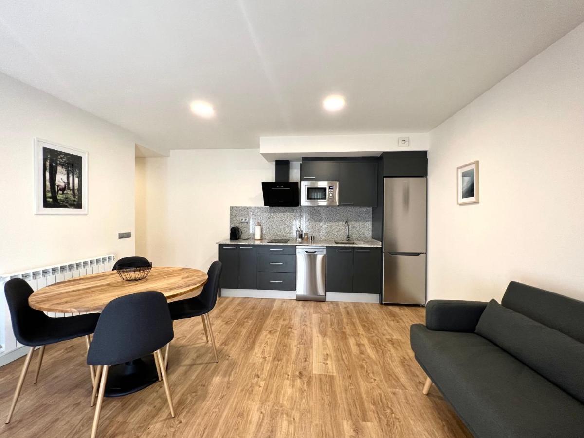 Espot Cowork & Apartments - L'Amfitriona 外观 照片