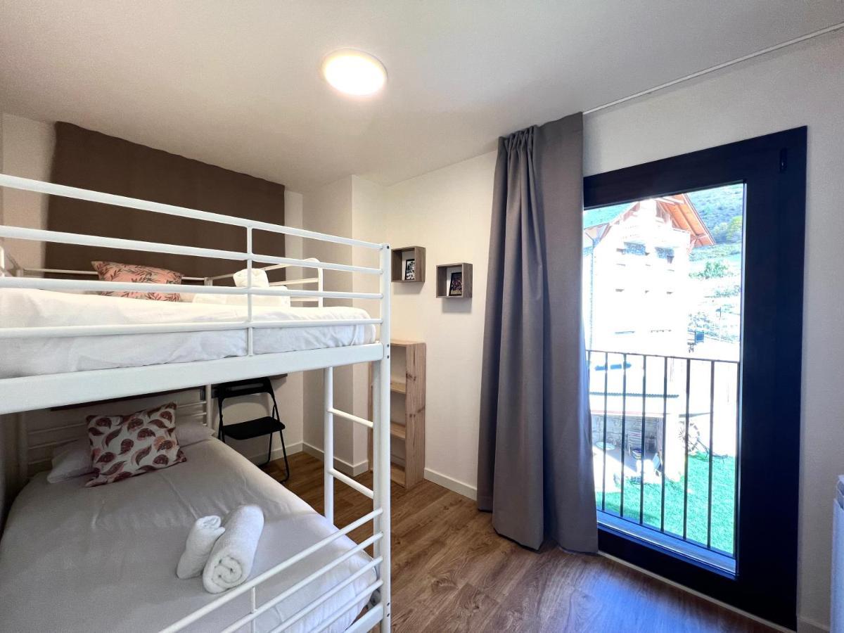 Espot Cowork & Apartments - L'Amfitriona 外观 照片